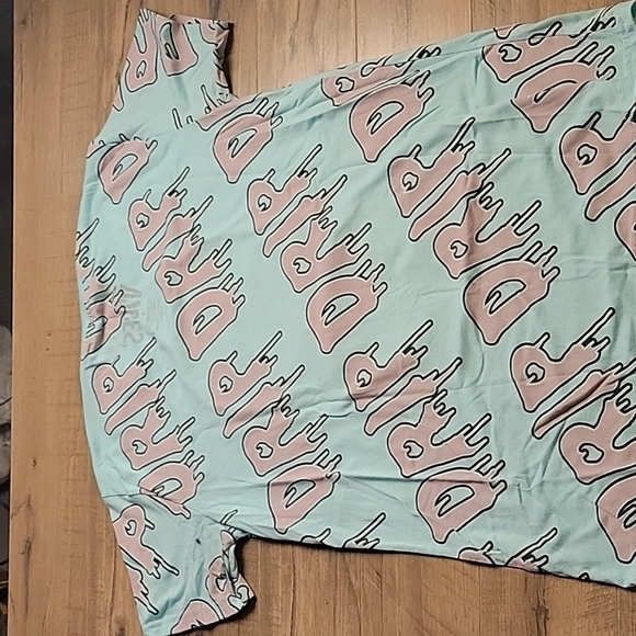 DRIP Bear Tshirt - Picture 3 of 3